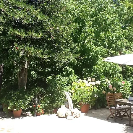 Kleopatra's Affittacamere 3*